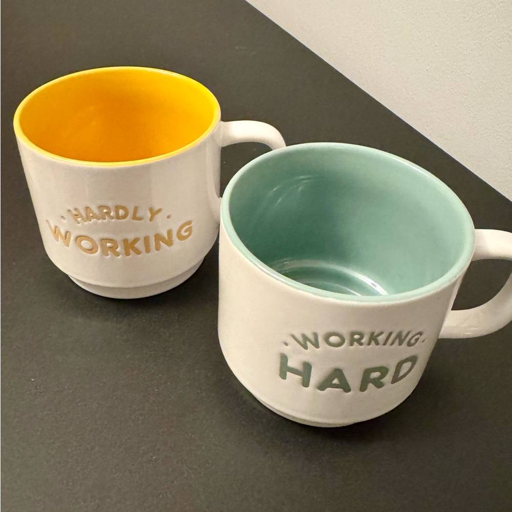 Set of 2 Coffee Mugs - Working Hard / Hardly Working
